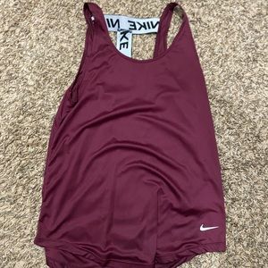 Nike tank